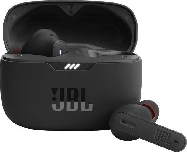 JBL Tune 230NC TWS True Wireless Earbuds in Black in Good condition